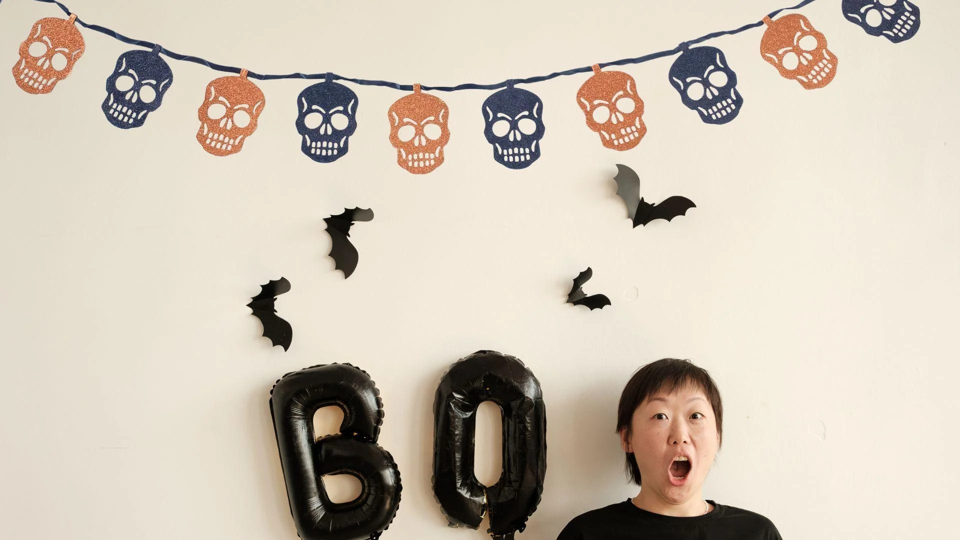 Halloween Gold and Black Skull Bunting photo 2